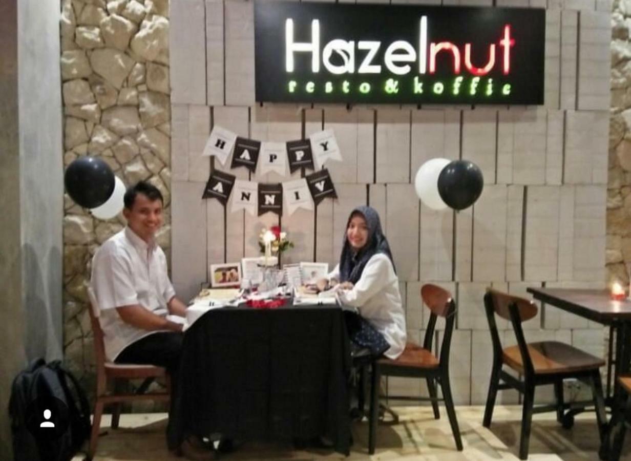 Hazotel Semarang Exterior foto